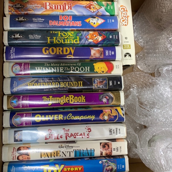 VHS tapes - Picture 3 of 4